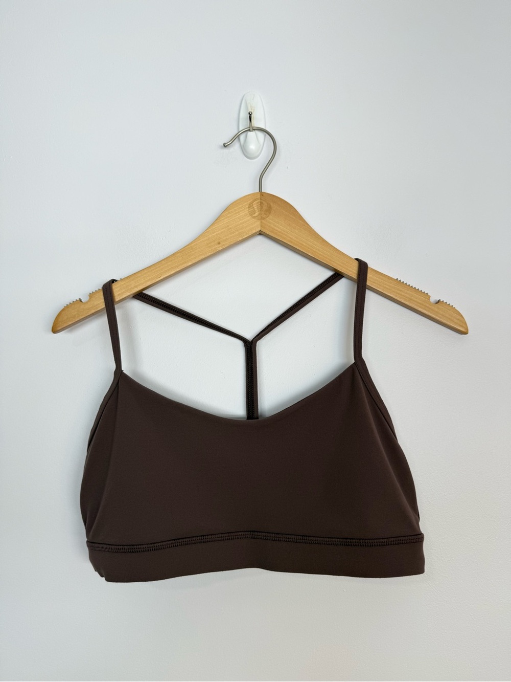 146: Lululemon Flow Y Bra *Nulu Cherry Cola Size 10